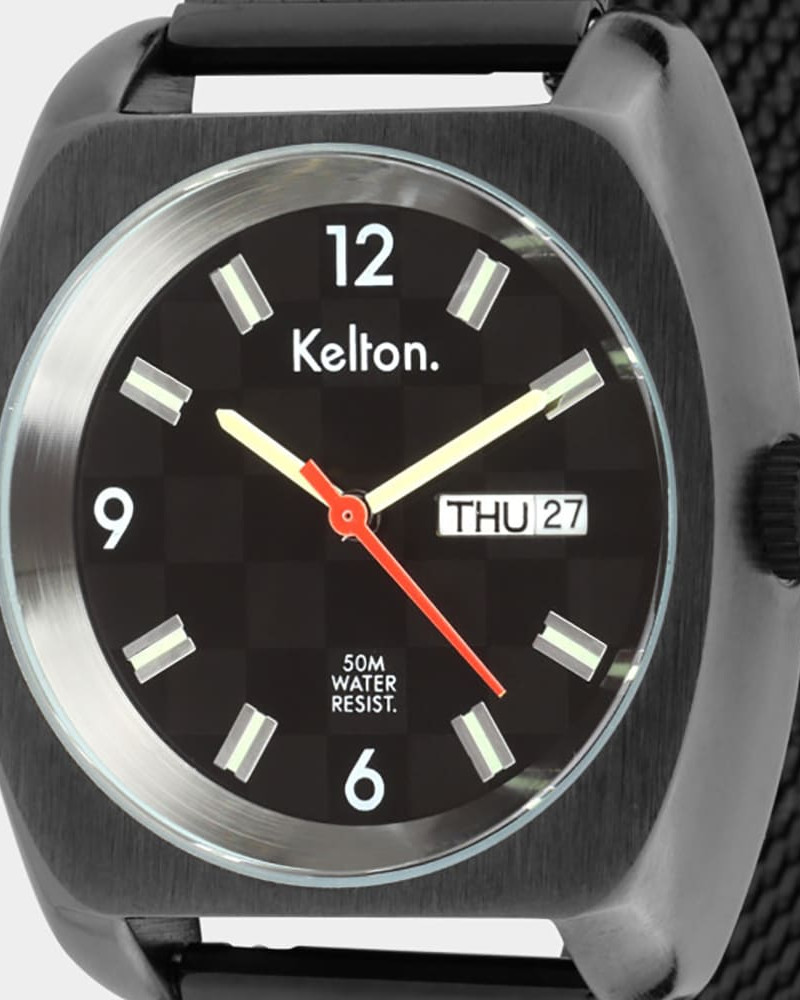 Kelton RC 22 Damier Mesh – zegarek retro z paskiem mesh (szachownicę) Kelton RC 22 Damier Mesh – zegarek retro z paskiem mesh (szachownicę)